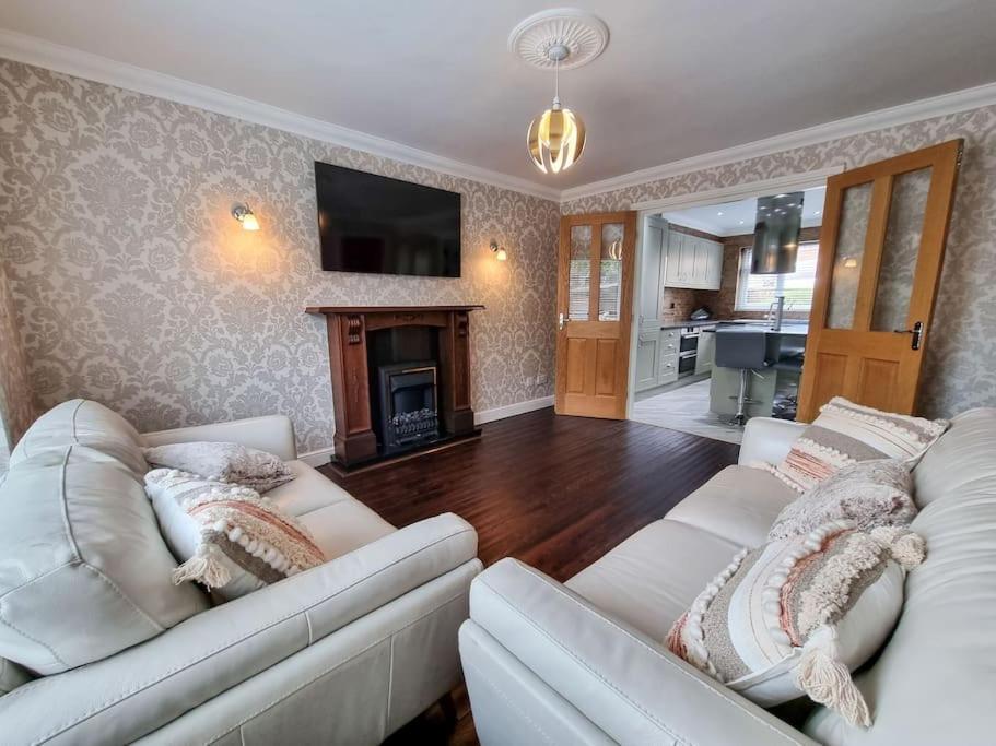 Stunning Family Home Close To The City Centre Manchester Extérieur photo
